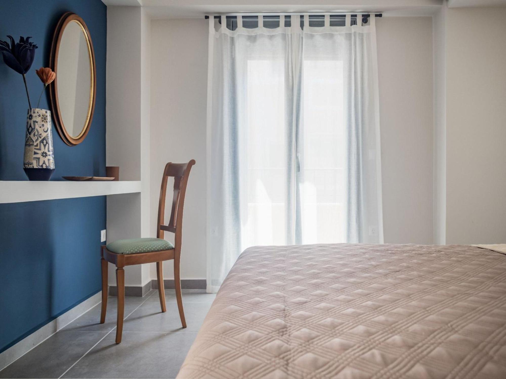 Elegant - 250m From Solomos Square